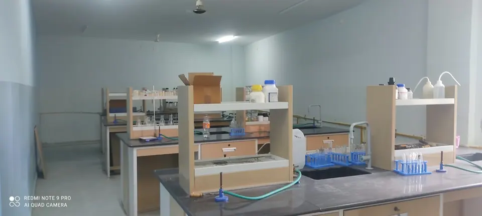 Apparatus set up on a laboratory bench